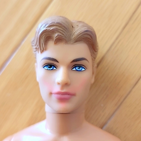 Barbie and Ken dolls - Picture 2 of 6